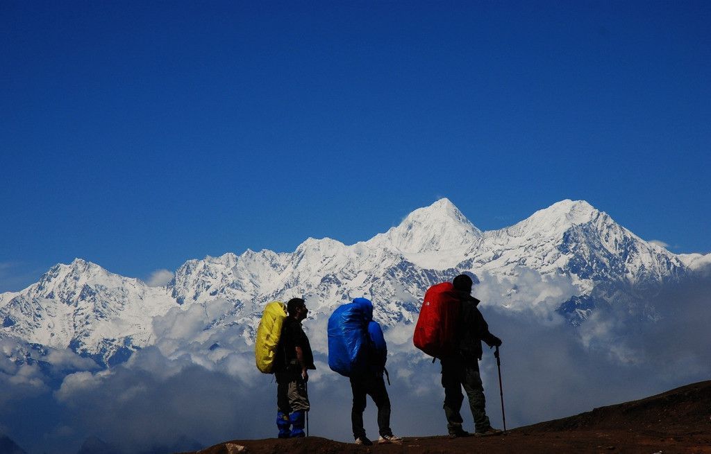 男款加厚底戶外徒步登山運動鞋