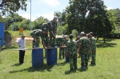 團隊軍訓拓展訓練培養協作精神